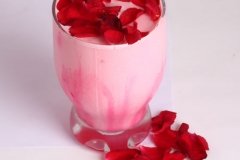 Rose-shake